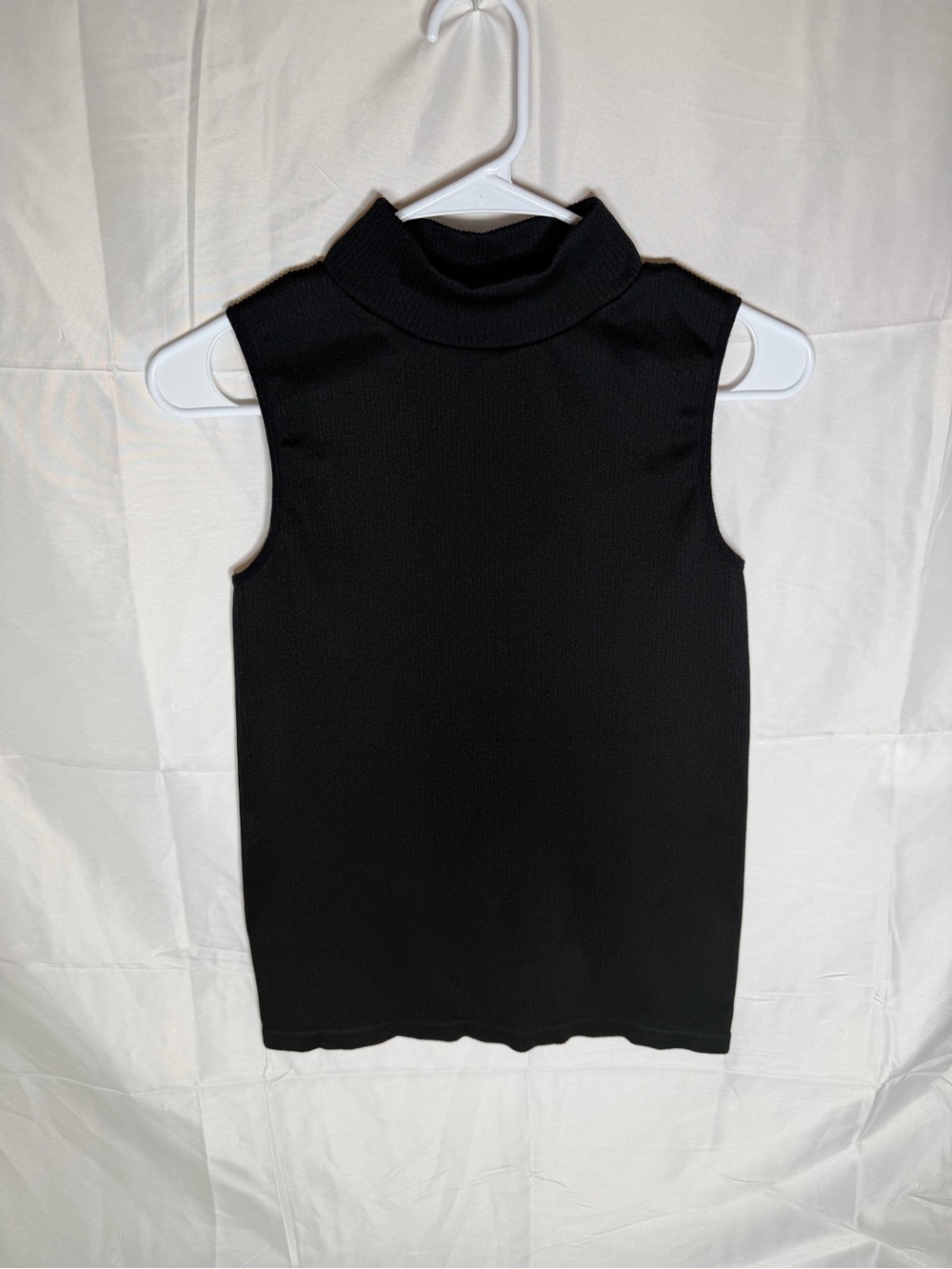 Olivia Jordan Black Ribbed Sleeveless Mock Neck Top L/XL